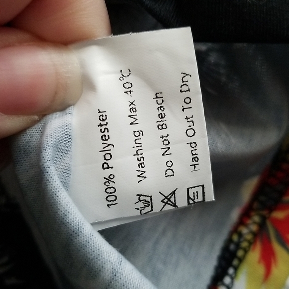 NWT Myonstorm Men's Hawaiian Shirt - Picture 5 of 10